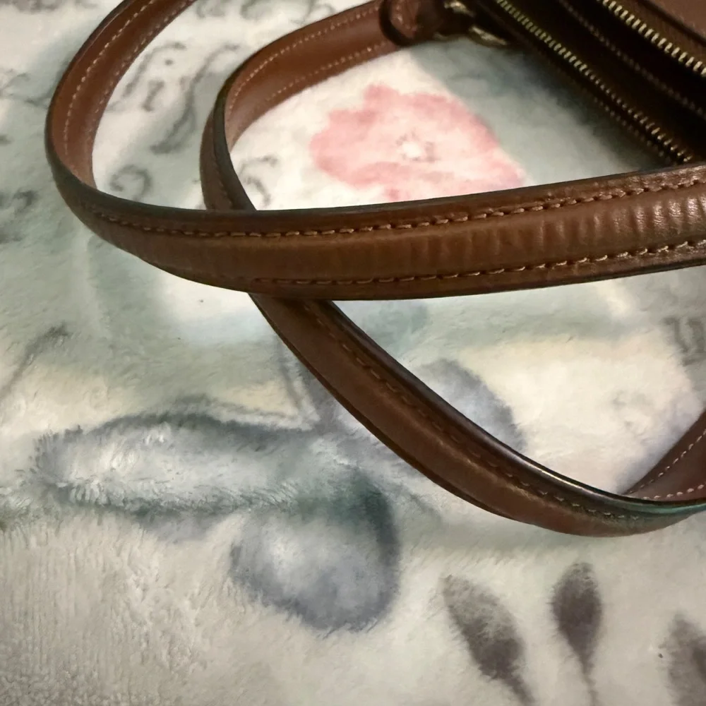 Coach Mini Brooke Carryall in signature canvas Style No. F26139 with straps EUC - Picture 5 of 16